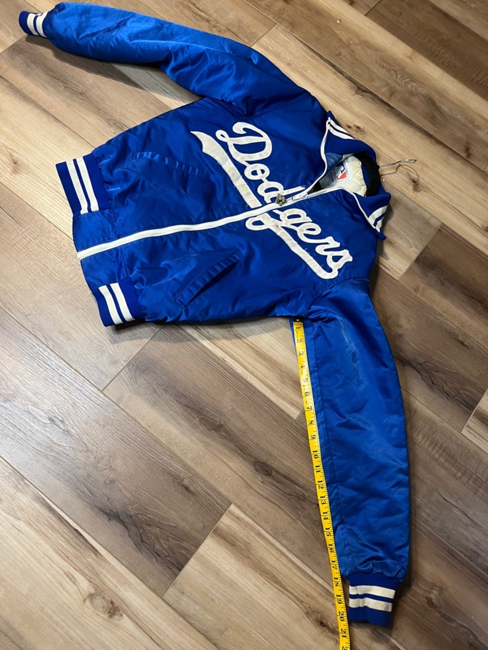 Starter jacket - Picture 2 of 7